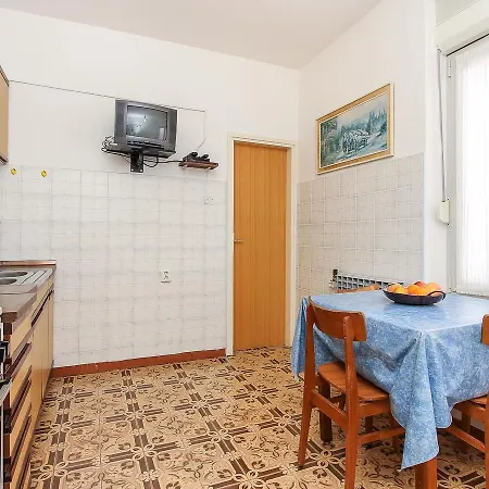 Apartment Radmila